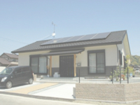 太陽光発電でエネルギーを創る平屋